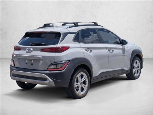 Used 2023 Hyundai Kona SEL FWD image 5