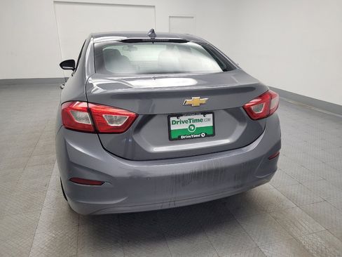 Used 2019 Chevrolet Cruze LT w/ Convenience Package image 6
