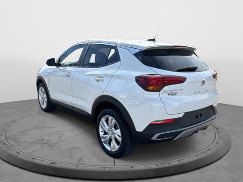 Certified 2024 Buick Encore GX Preferred w/ Comfort Package image 6