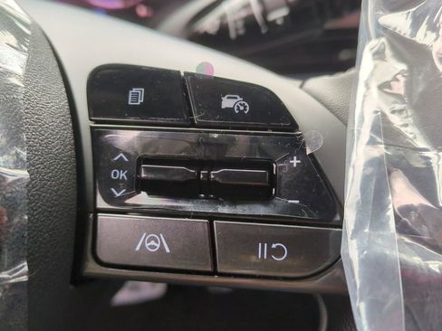 New 2026 Hyundai Elantra Sport FWD image 15