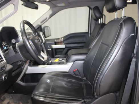 Used 2016 Ford F150 Lariat AWD/4WD image 31