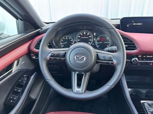 Used 2026 MAZDA MAZDA3 2.5 S Premium image 23
