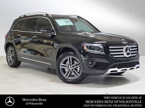 New 2026 Mercedes-Benz GLB 250 4MATIC image 1