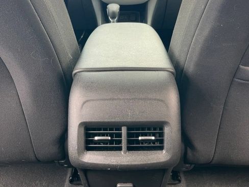 Used 2022 Chevrolet Equinox LS AWD/4WD image 24