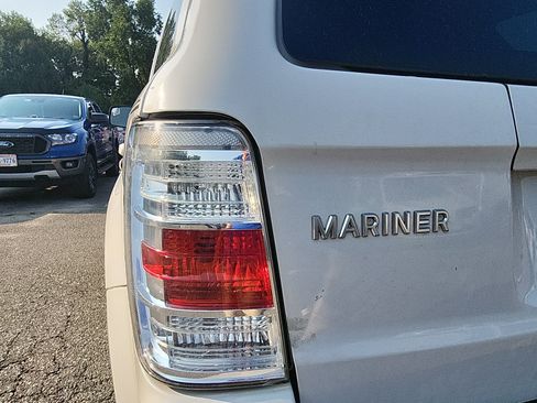Used 2010 Mercury Mariner 2WD image 10