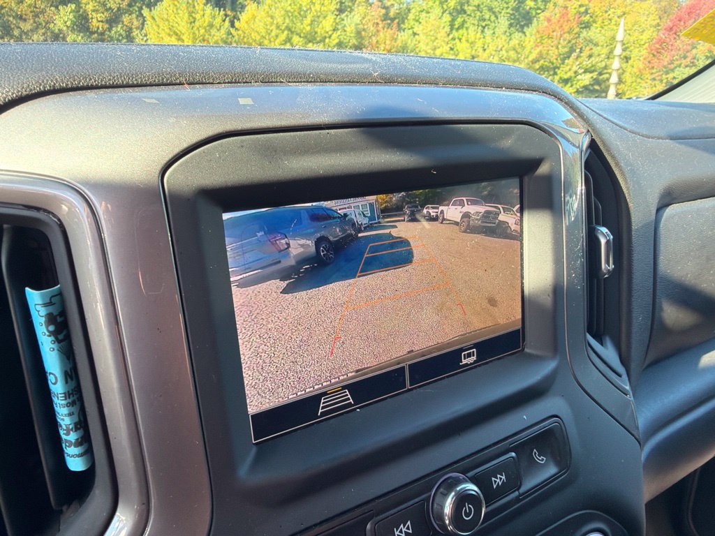 Used 2022 Chevrolet Silverado 1500 Custom AWD/4WD image 18