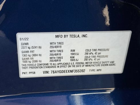 Used 2022 Tesla Model Y Long Range AWD/4WD image 26