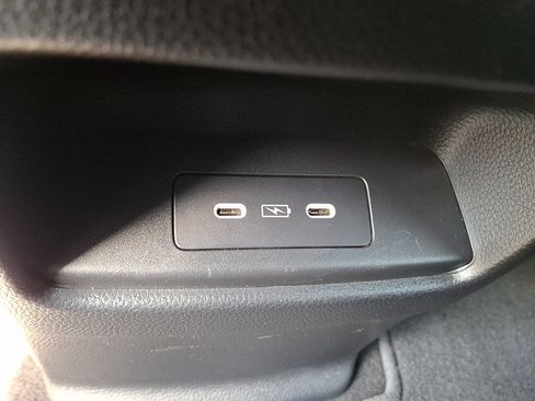 Used 2024 Honda CR-V EX-L image 11