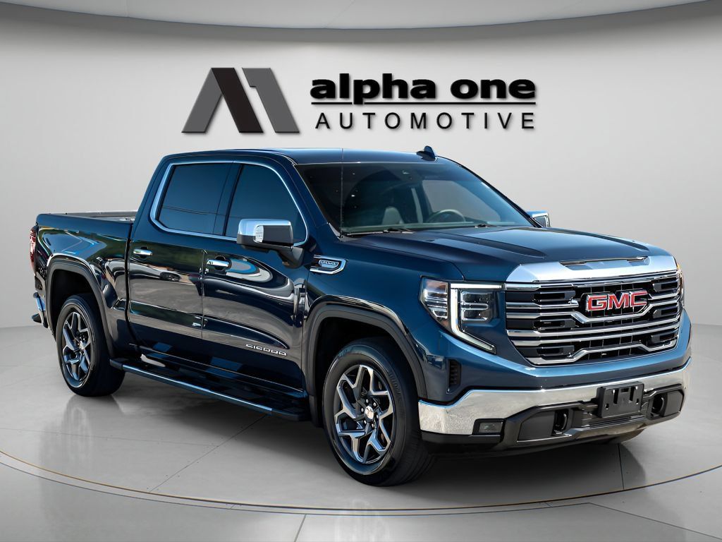 Used 2023 GMC Sierra 1500 SLT RWD image 3
