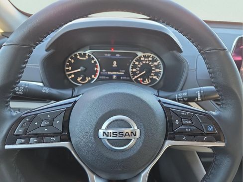 Used 2022 Nissan Altima 2.5 SV w/ SV Premium Package image 24