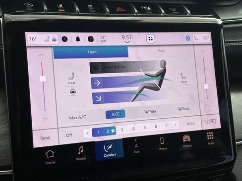 Certified 2023 Jeep Grand Cherokee L Limited w/ Black Appearance Package image 17