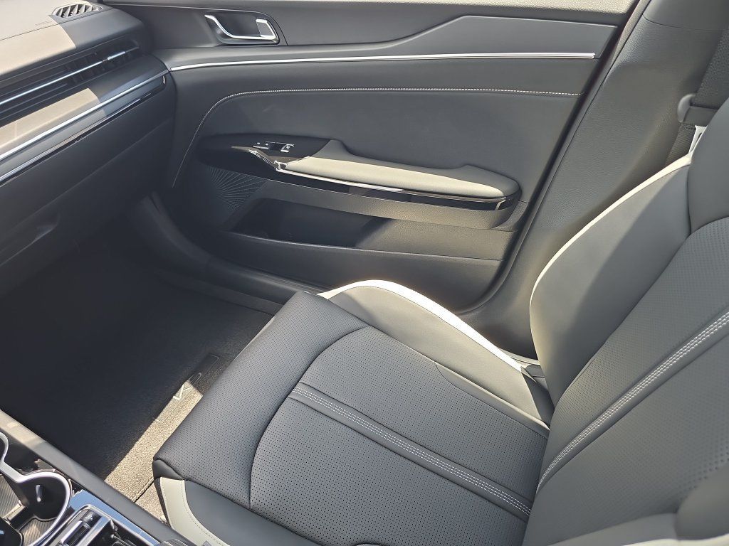 New 2026 Kia K5 GT-Line FWD image 15