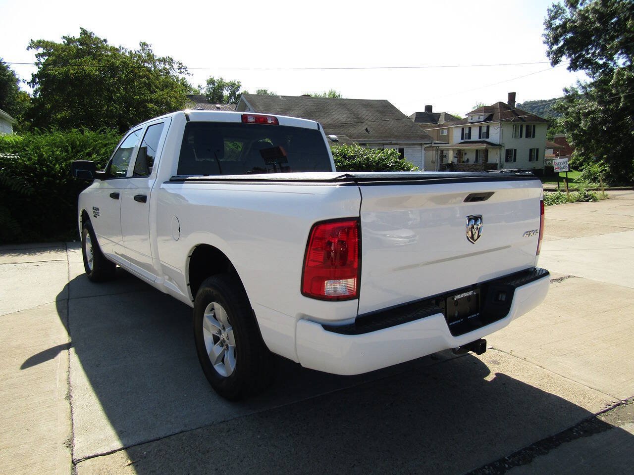 Used 2019 RAM 1500 Express AWD/4WD image 5