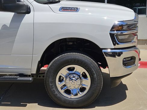 New 2026 RAM 2500 Tradesman AWD/4WD image 6