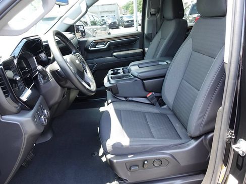 Used 2024 Chevrolet Silverado 1500 LT AWD/4WD image 20