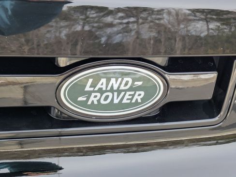 Used 2023 Land Rover Defender 110 X image 33