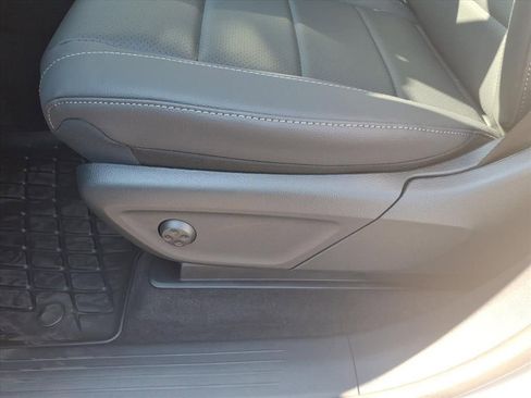 New 2026 Mercedes-Benz GLS 450 4MATIC image 15