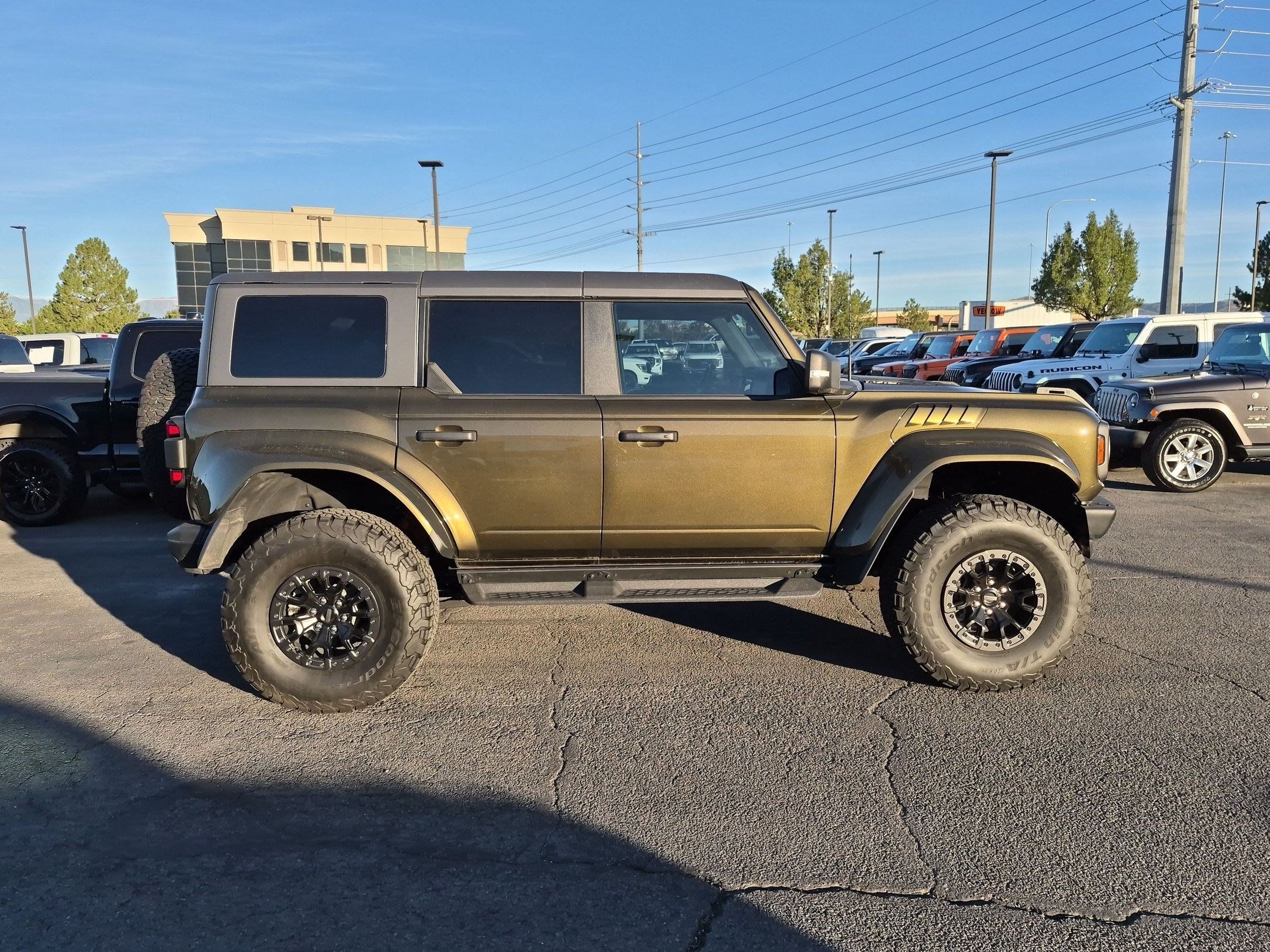 Used 2024 Ford Bronco Raptor AWD/4WD image 2