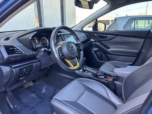 Used 2022 Subaru Crosstrek 2.5i Sport w/ Moonroof Package image 17