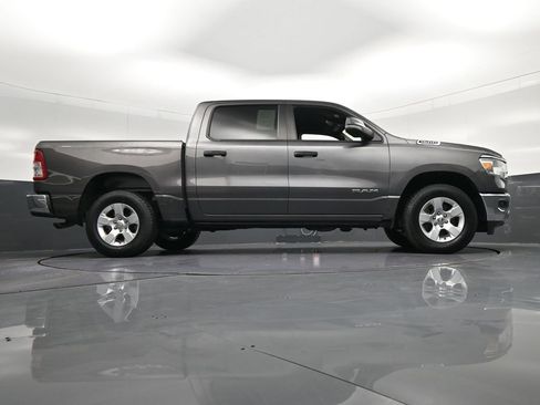 Used 2023 RAM 1500 Big Horn RWD image 32