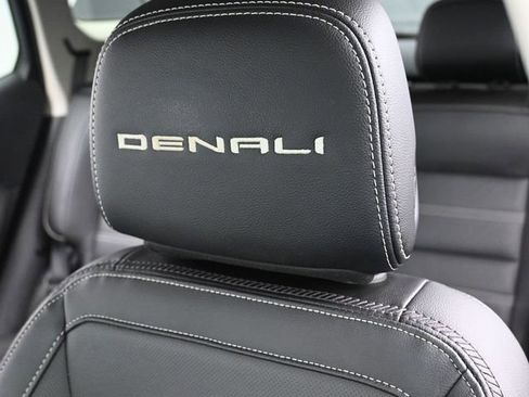 Used 2022 GMC Terrain Denali image 13