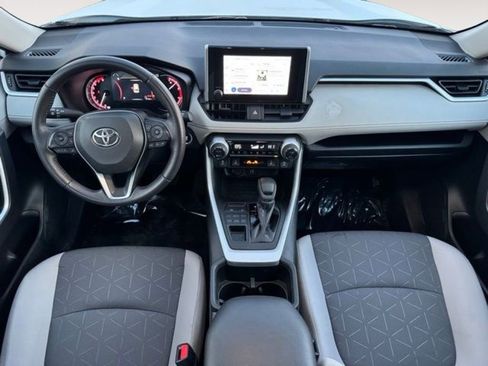 Certified 2023 Toyota RAV4 XLE w/ Convenience Package AWD/4WD image 12