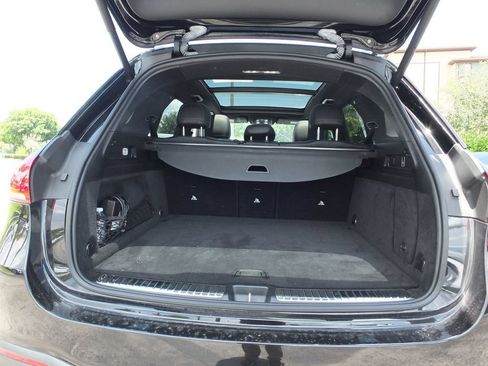 Used 2023 Mercedes-Benz GLE 53 AMG 4MATIC w/ Exterior Lighting Package image 23