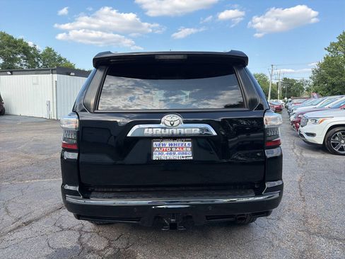 Used 2014 Toyota 4Runner Limited AWD/4WD image 5