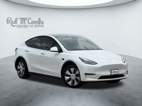 Used 2020 Tesla Model Y Long Range image 1