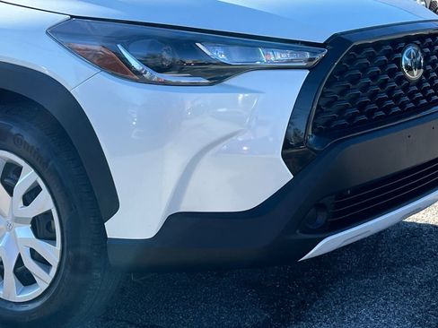 Used 2024 Toyota Corolla Cross L image 8