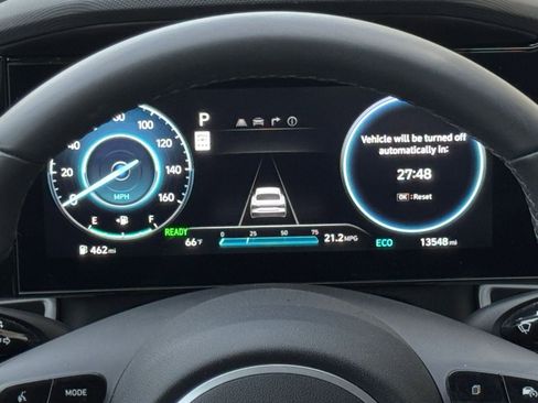 Used 2025 Hyundai Elantra Limited image 42