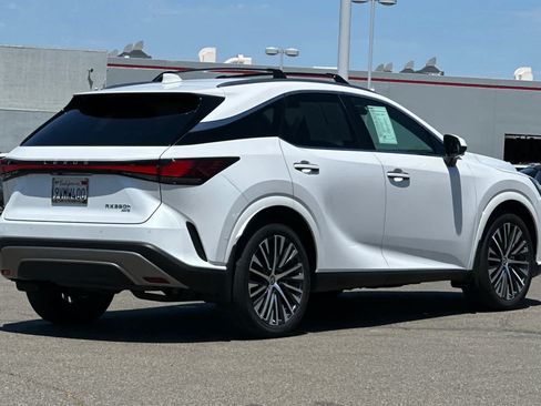 Used 2025 Lexus RX 350 w/ Convenience Package AWD/4WD image 2