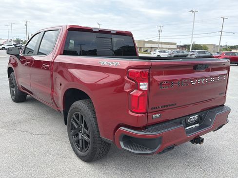 Used 2025 Chevrolet Silverado 1500 RST AWD/4WD image 10