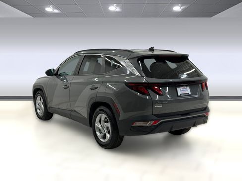 Used 2024 Hyundai Tucson SEL FWD image 2