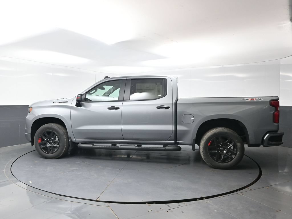 New 2026 Chevrolet Silverado 1500 RST w/ Redline Edition AWD/4WD image 6