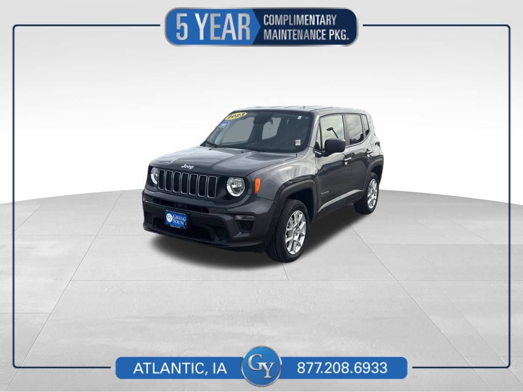 Used 2023 Jeep Renegade Latitude AWD/4WD image 1