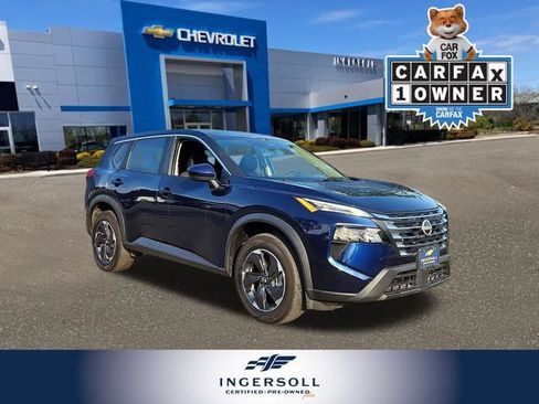 Used 2025 Nissan Rogue SV AWD/4WD image 1