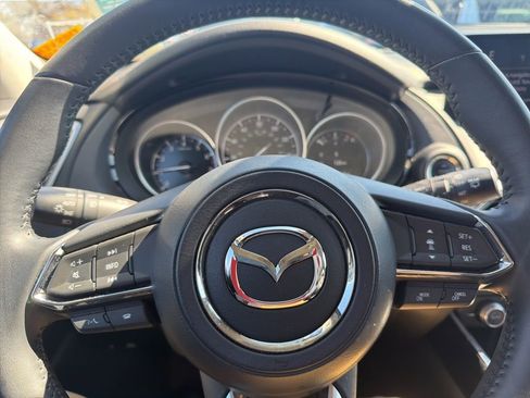 Used 2023 MAZDA CX-9 Touring image 6