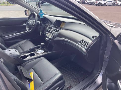Used 2013 Honda Crosstour EX-L image 17