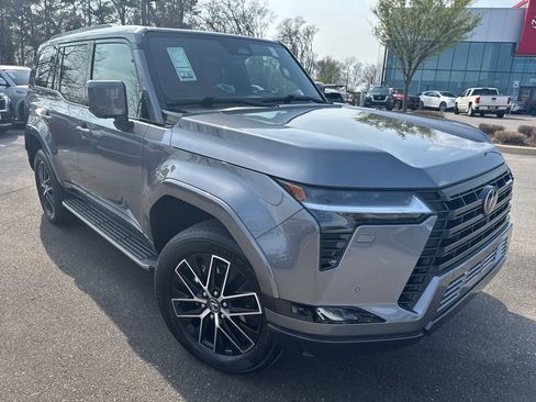 Used 2026 Lexus GX 550 w/ Accessory Package (2T) image 36