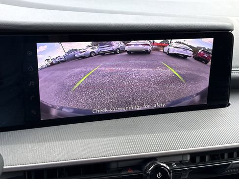 Used 2025 Nissan Murano SV image 22