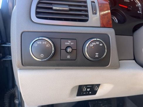 Used 2013 Chevrolet Silverado 1500 LTZ w/ LTZ Plus Package image 27