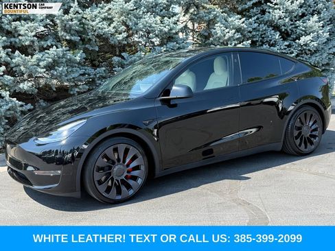 Used 2024 Tesla Model Y Performance AWD/4WD image 1