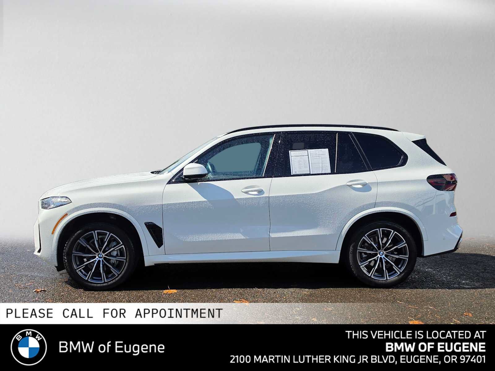 Used 2026 BMW X5 xDrive40i w/ M Sport Package AWD/4WD image 6
