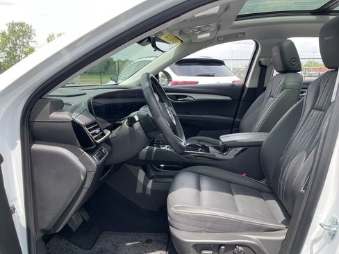 Used 2024 Buick Envision Avenir AWD/4WD image 19