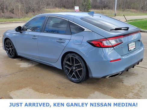 Used 2023 Honda Civic Sport Touring image 5
