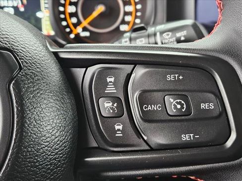 Used 2024 Jeep Wrangler Rubicon w/ Safety Group image 18