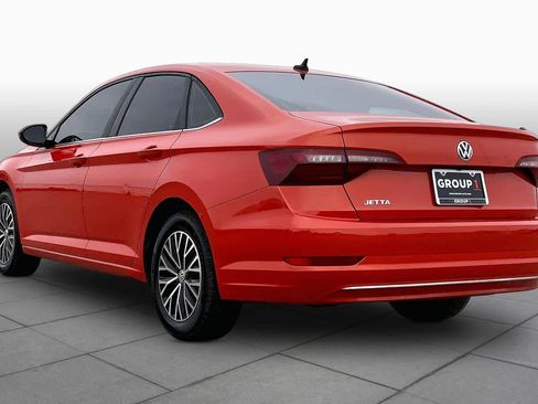 Used 2021 Volkswagen Jetta SE image 12