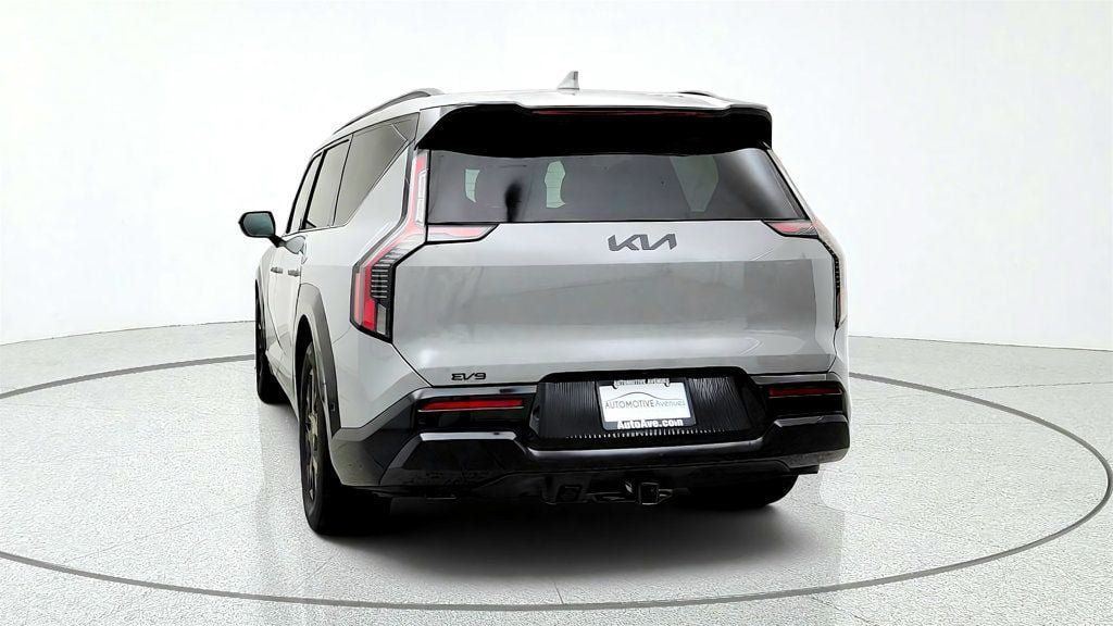 Used 2026 Kia EV9 Land w/ Nightfall Edition Package AWD/4WD image 6