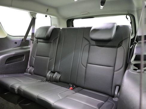 Certified 2017 GMC Yukon XL SLT AWD/4WD image 16